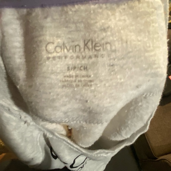 Calvin Klein crewneck sweater - Picture 2 of 4